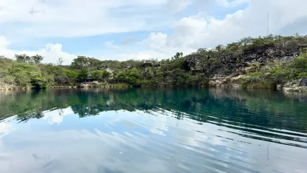 Vista panorámica del Cenote Chucumaltik